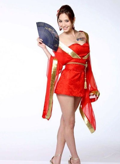 Top 5 “chân dài” có thu nhập hàng đầu Đài Loan - 8